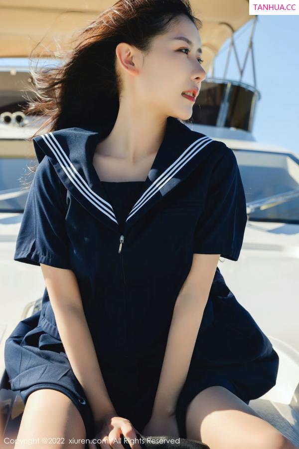 尹甜甜  [XiuRen]高清写真图 2022.01.29 No.4536 尹甜甜第13张图片